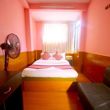 Hotel Kathmandu Hub Pvt Ltd מראה חיצוני תמונה